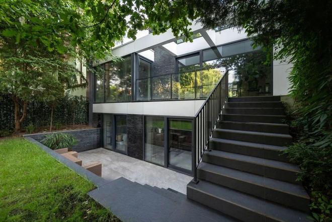 kaiyun入口：M8住宅：从“丑小鸭”到现代美学的蜕变(图4)