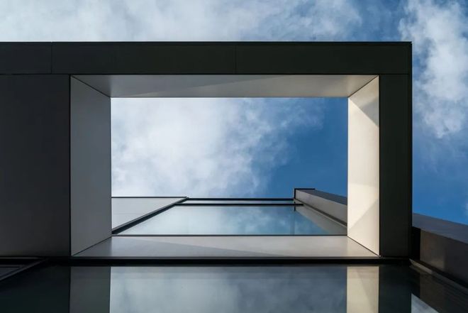 kaiyun入口：M8住宅：从“丑小鸭”到现代美学的蜕变(图2)