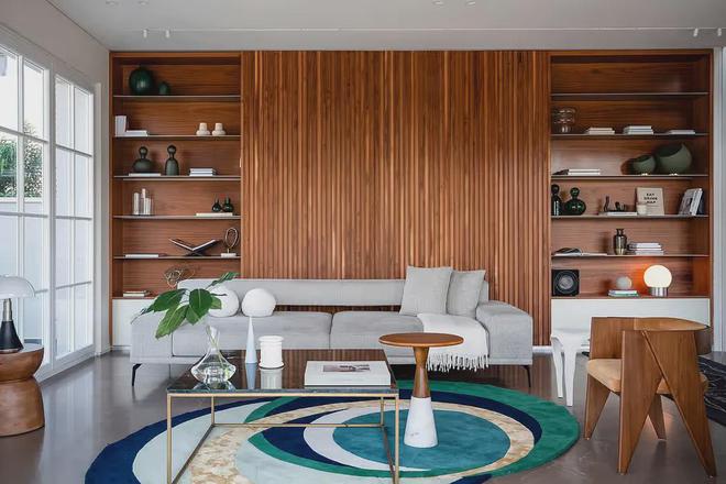 kaiyun网站：原木＋金属线条这才是我想象中的高级住宅感(图4)