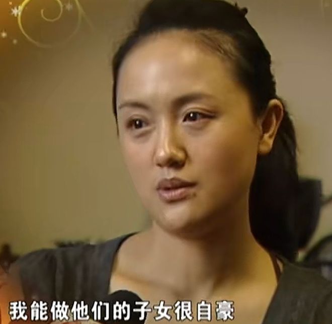 朱媛媛家庭情况：爸爸是工程师妈妈是医生姐姐是老师哥哥是画家(图4)