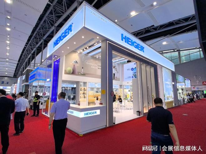 kaiyun入口：广交会展台搭建公司选择指南：展台软装搭配怎么选？(图3)