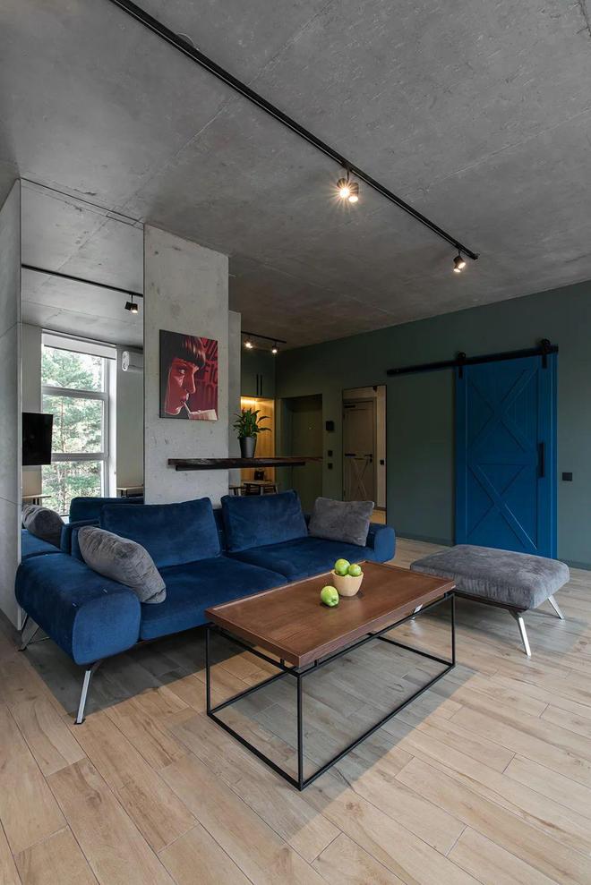 kaiyun入口：60平小户型室内设计绿色玄关柜令人心动床边小吧台(图2)