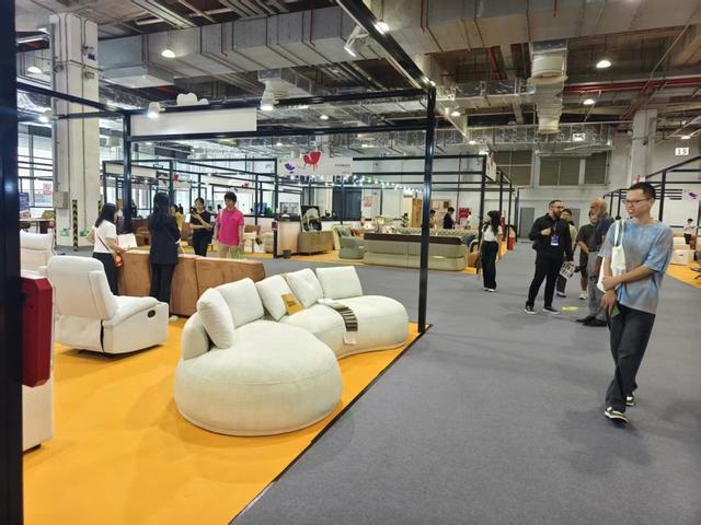 kaiyun入口：中国国际家具展与摩登上海设计周同期启幕“双