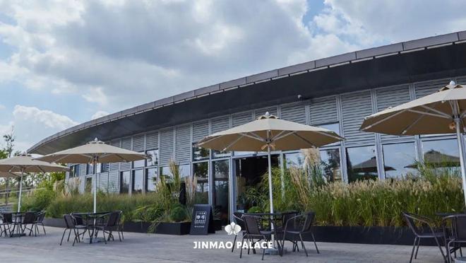 kaiyun入口：九月百度热搜@普陀金茂府售楼处电话：顶奢生活之选(图4)