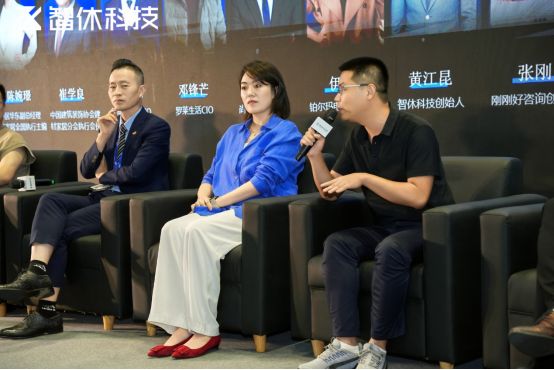 数字化重构大家居全链路的竞争优势2025上海家博会数字化论坛圆满落幕！(图14)