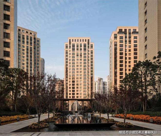 润雲金茂府售楼处发布低密叠墅盛境开开启惬意人居新篇章(图10)