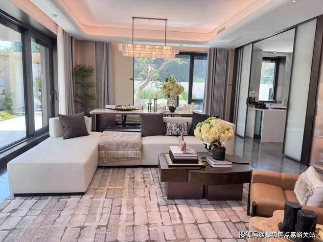 润雲金茂府售楼处发布低密叠墅盛境开开启惬意人居新篇章(图8)