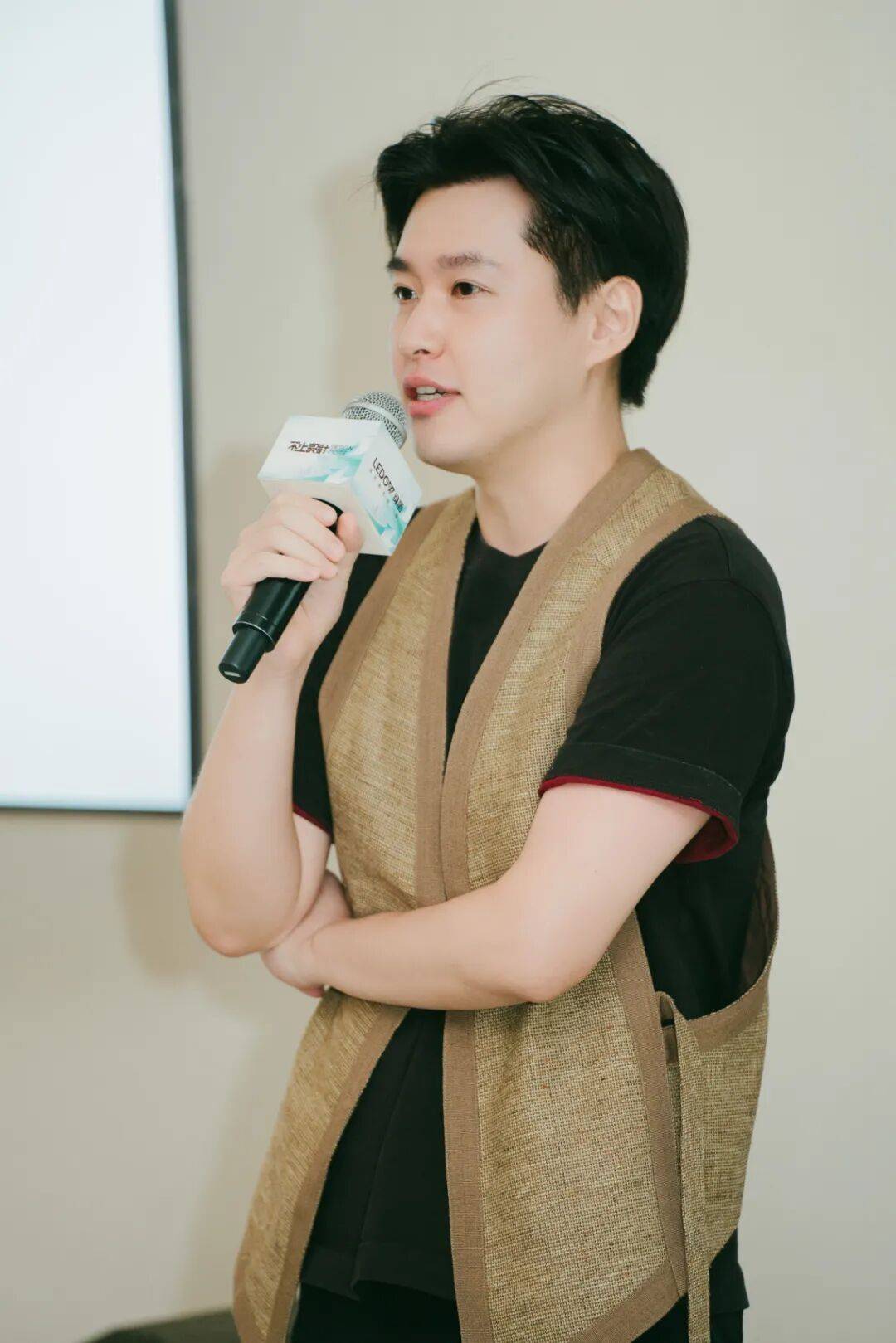 kaiyun网站：思辨｜绿盾门窗上海设计圈：直面时代浪潮深度探索未来设计新维度(图10)