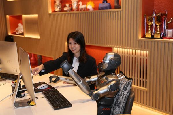 尚品宅配再拓技术边界：携众擎机器人深耕两大场景智能家居商业化进程提速(图4)