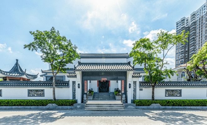 kaiyun入口：屋主案例专访：游走艺术间！他把画廊装进36