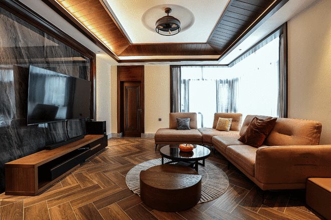 kaiyun入口：屋主案例专访：游走艺术间！他把画廊装进360㎡的家(图8)