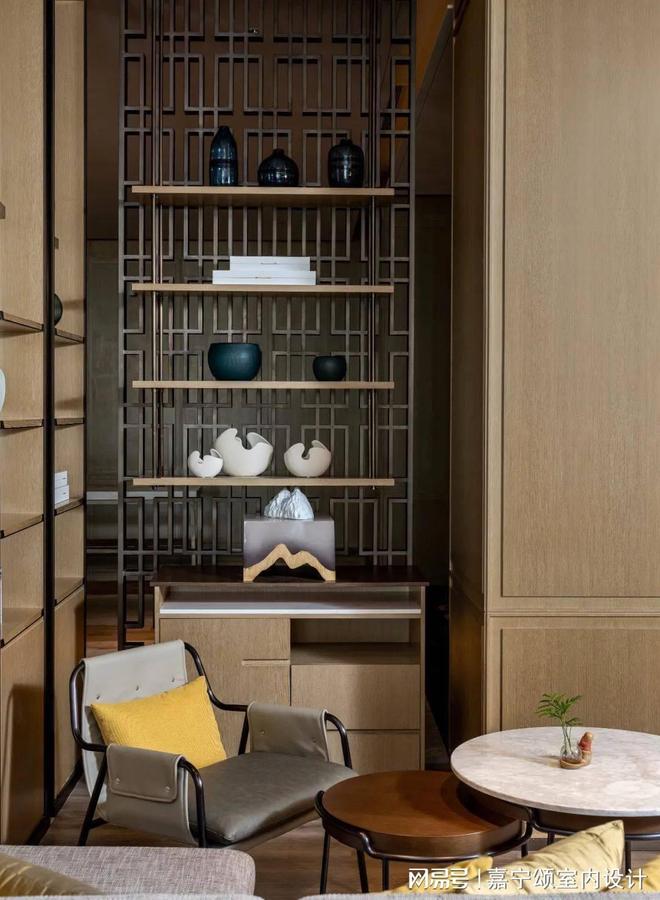 【伍一艾酒店软装】大庆酒店软装：陶瓷摆件的质感营造之道