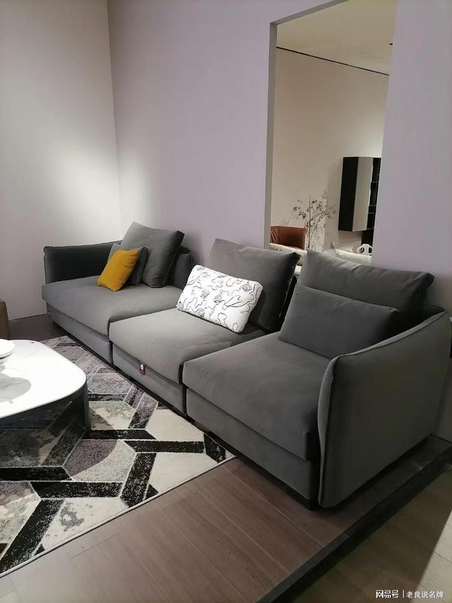 森堡家居：沙发采用人体工程学设计有效缓解久坐带来的疲惫感(图3)