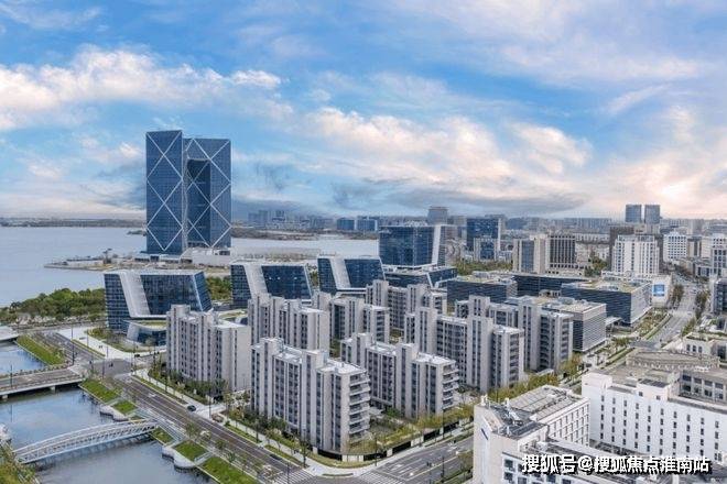 上海临港港城云湖(认证售楼处)-港城云湖销售中心-环境-户型-价格-地址-楼盘详情-配套-电话(图10)