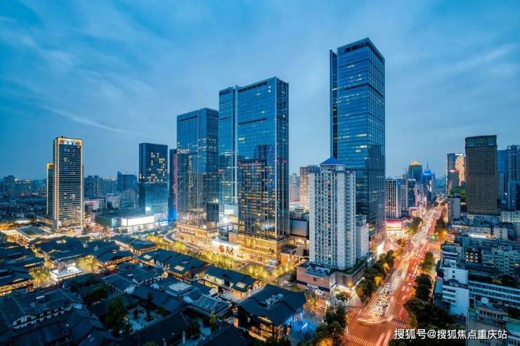 kaiyun入口：成都「IFS国金豪庭」售楼部电线月房价走势分析_楼盘核心价值解析(图2)