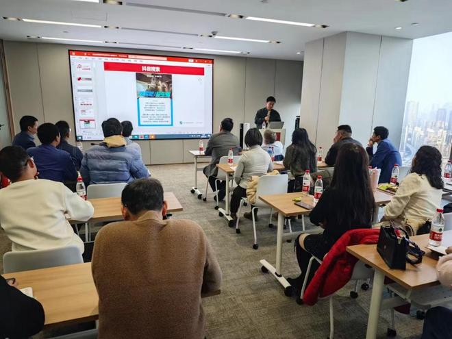 kaiyun：短代运营就选追马网李明一站式代运营解决方案技术团队(图2)