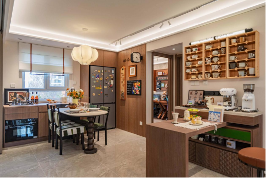 焕新美好生活想象！烟台万科四季光年108㎡中古风样板间大美绽放！(图2)