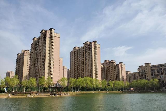 kaiyun网站：2017年马云豪言8年后“房子如葱”如今这四个字正走向现实(图3)