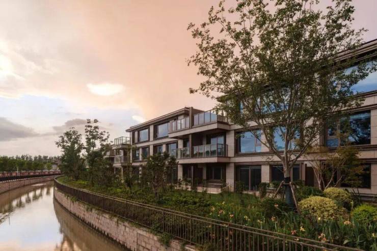 尼德兰半岛认证售楼处电话尼德兰半岛营销中心│2026售楼处-楼盘价格户型地址电话环境配套交房时间(图8)